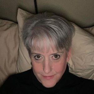 Meet your Posher, Renee